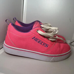HEELYS Youth Size 5 Women’s Size 6 Pink And Purple